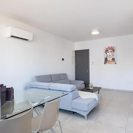 Solaar Apartments Faneromeni Larnaca Exterior photo