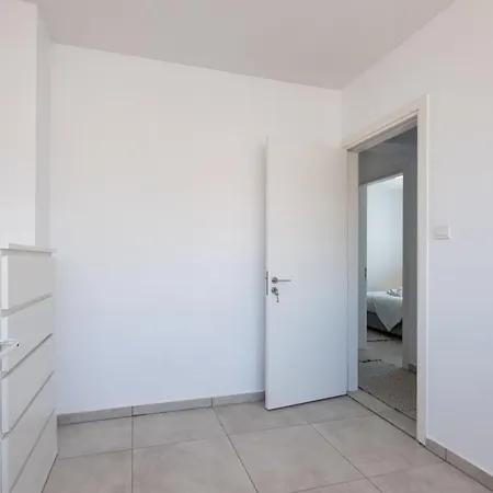 Solaar Apartments Faneromeni Larnaca Exterior photo