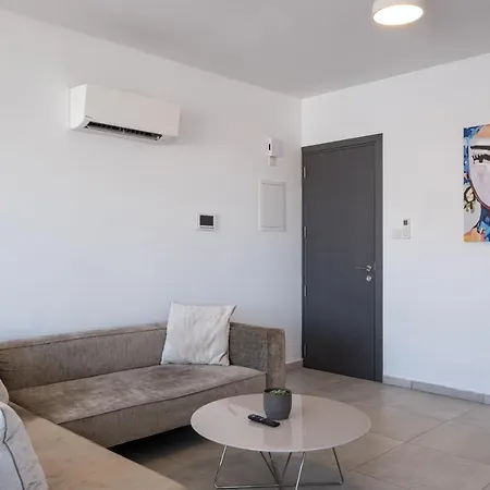 Solaar Apartments Faneromeni Larnaca Exterior photo